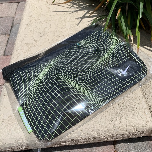 Nike Air max 720 waves • BRAND NEW • NEVER WORN • - Picture 15 of 16